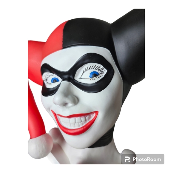 Harley Quinn Rare Large Head Bank Statue 11" :Monogram DC Heroes - Picture 5 of 15